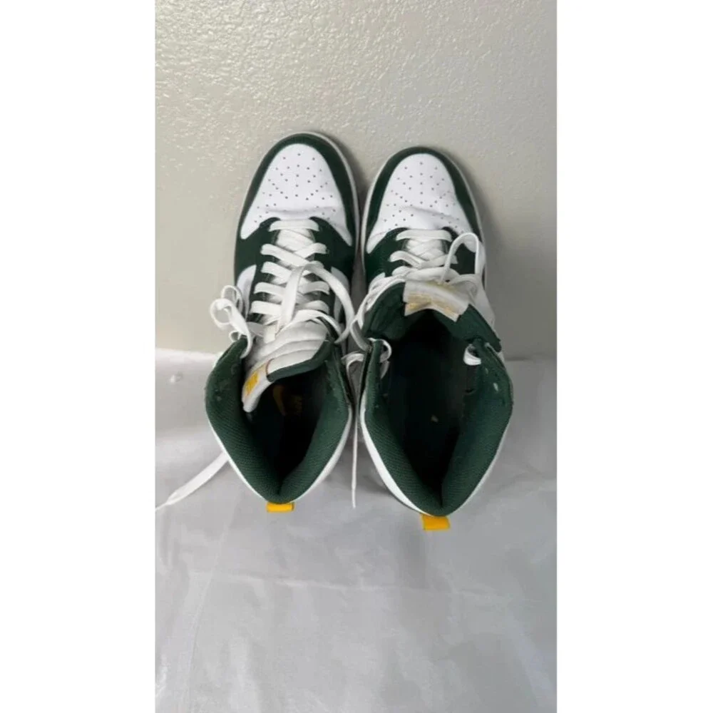Nike Dunk High Australia Noble Green Men Size 8 / Women Size 9.5 DD1399-300